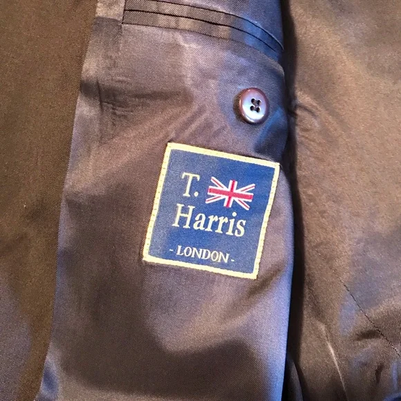 T Harris 3 Buttons Blue Blazer